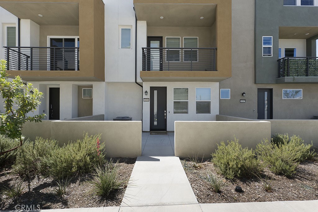 26989 Hummingbird Property Photo 5