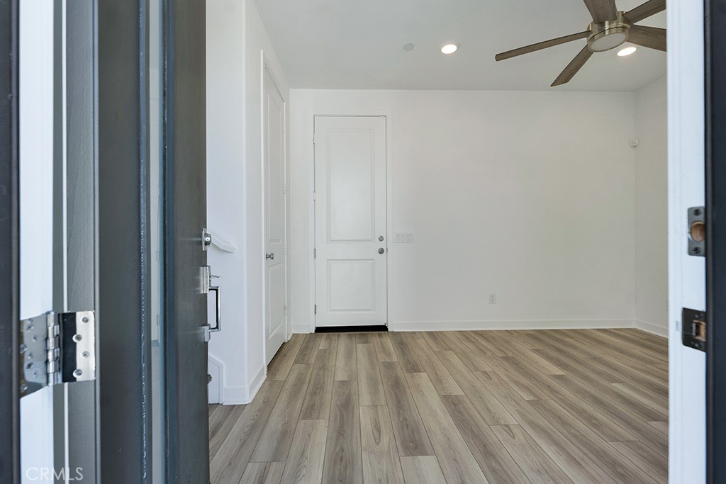 26989 Hummingbird Property Photo 9