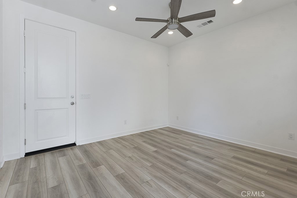 26989 Hummingbird Property Photo 10
