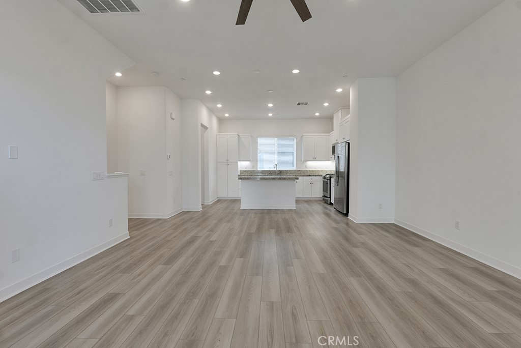 26989 Hummingbird Property Photo 12