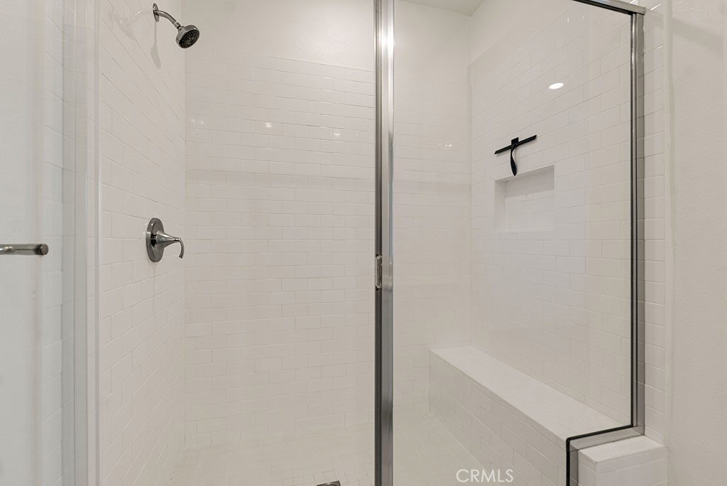 26989 Hummingbird Property Photo 26