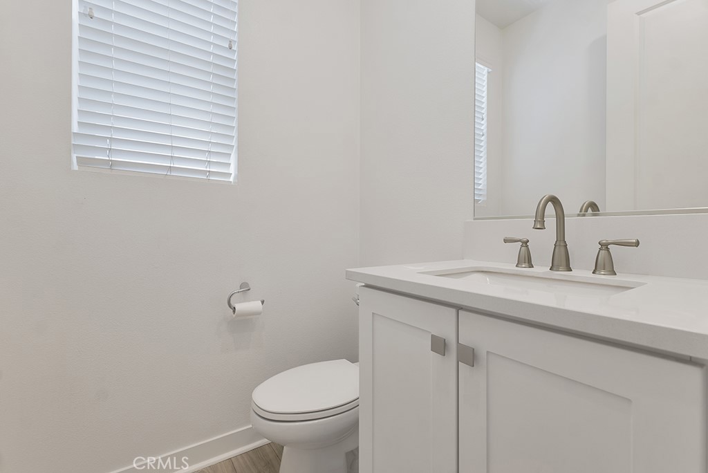 26989 Hummingbird Property Photo 34