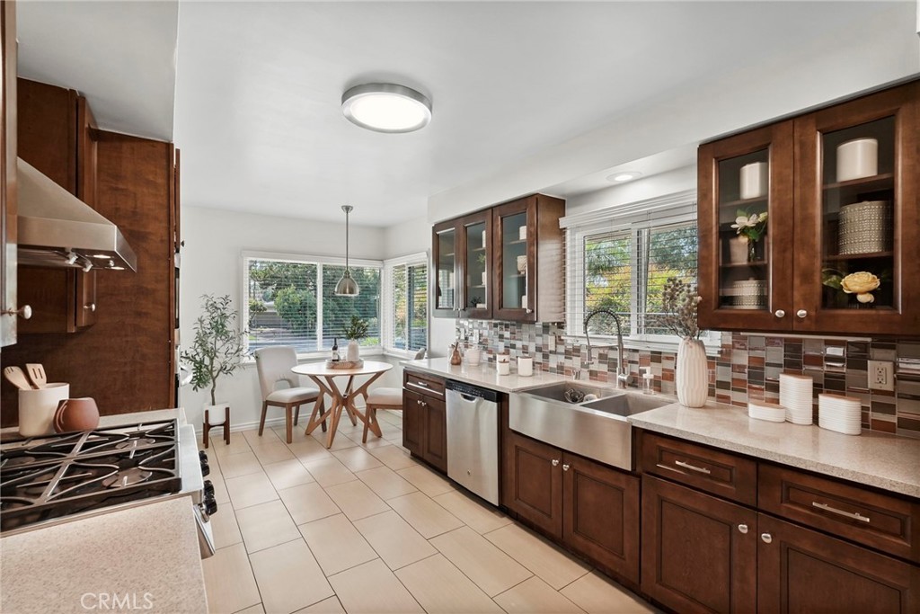2025 Yorba Drive Property Photo 13
