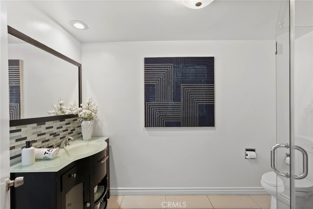 2025 Yorba Drive Property Photo 17