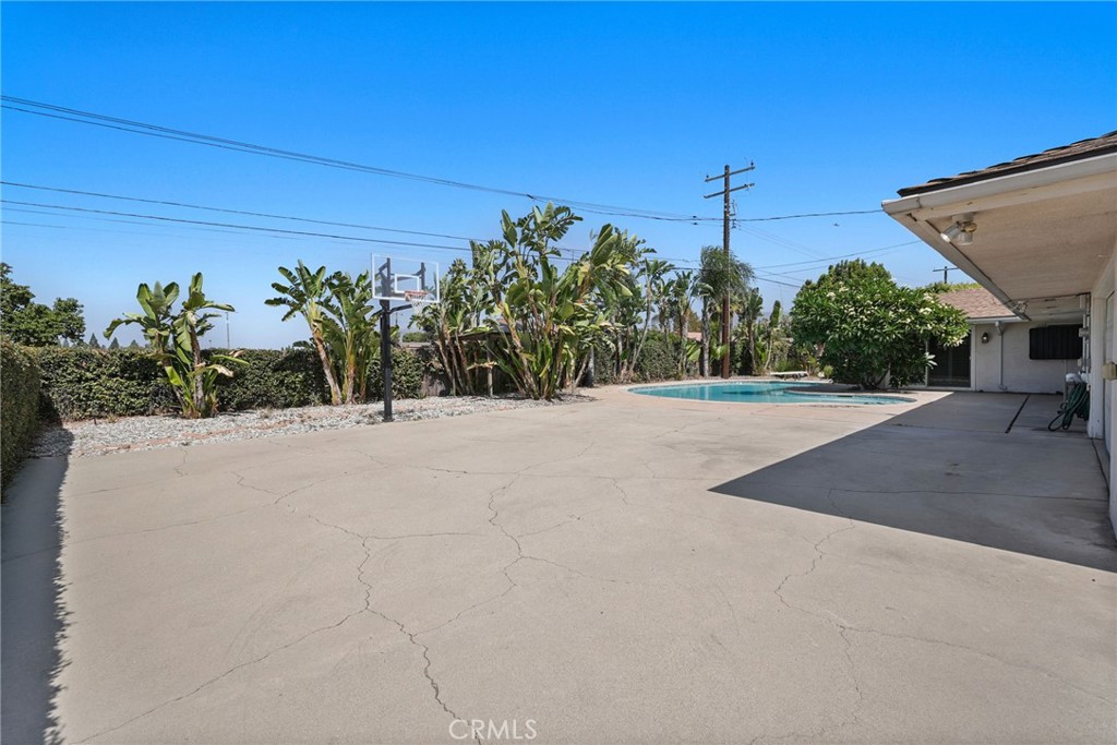 2025 Yorba Drive Property Photo 49