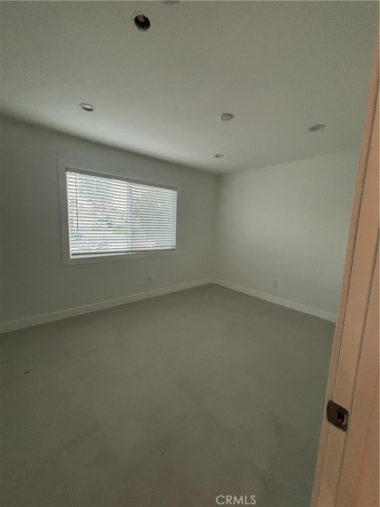 23453 Mobile Property Photo 5