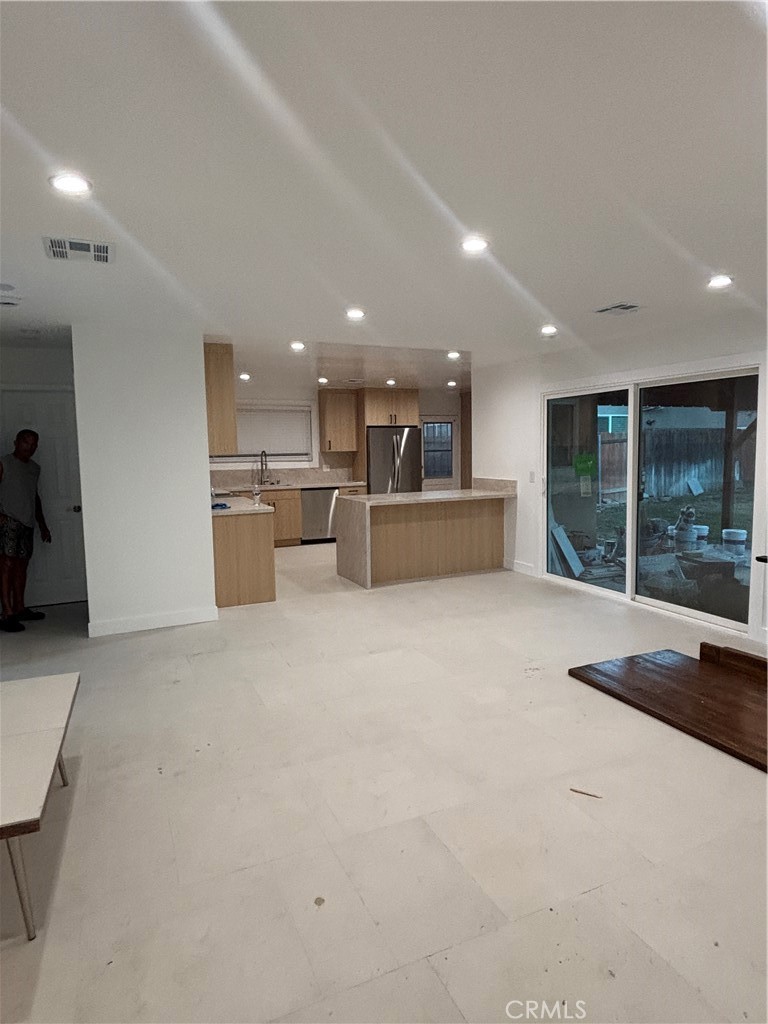 23453 Mobile Property Photo 12