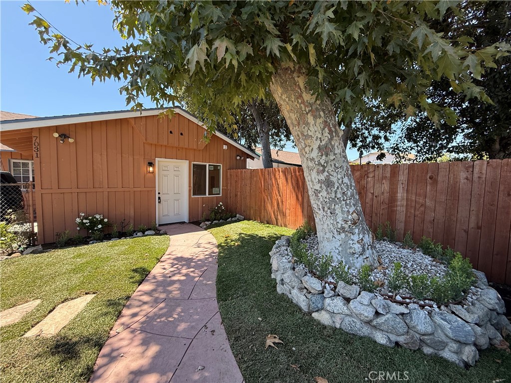 7031 Bellaire Ave Property Photo 1