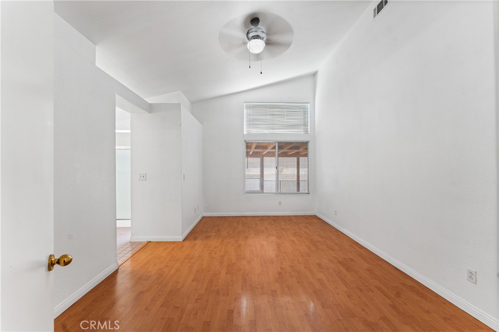 5546 Laurel Avenue Property Photo 23