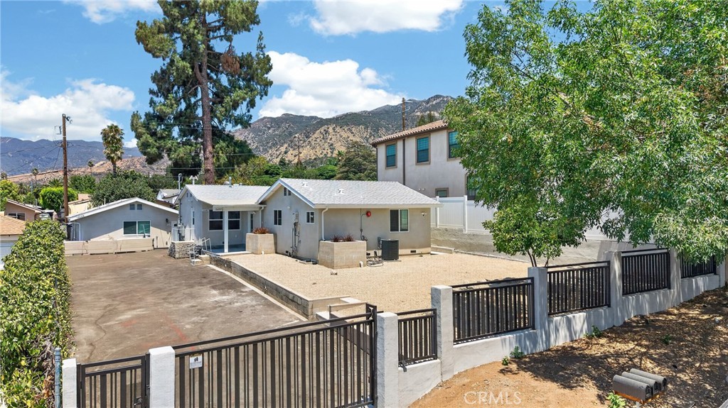 13247 Raven Street Property Photo 1
