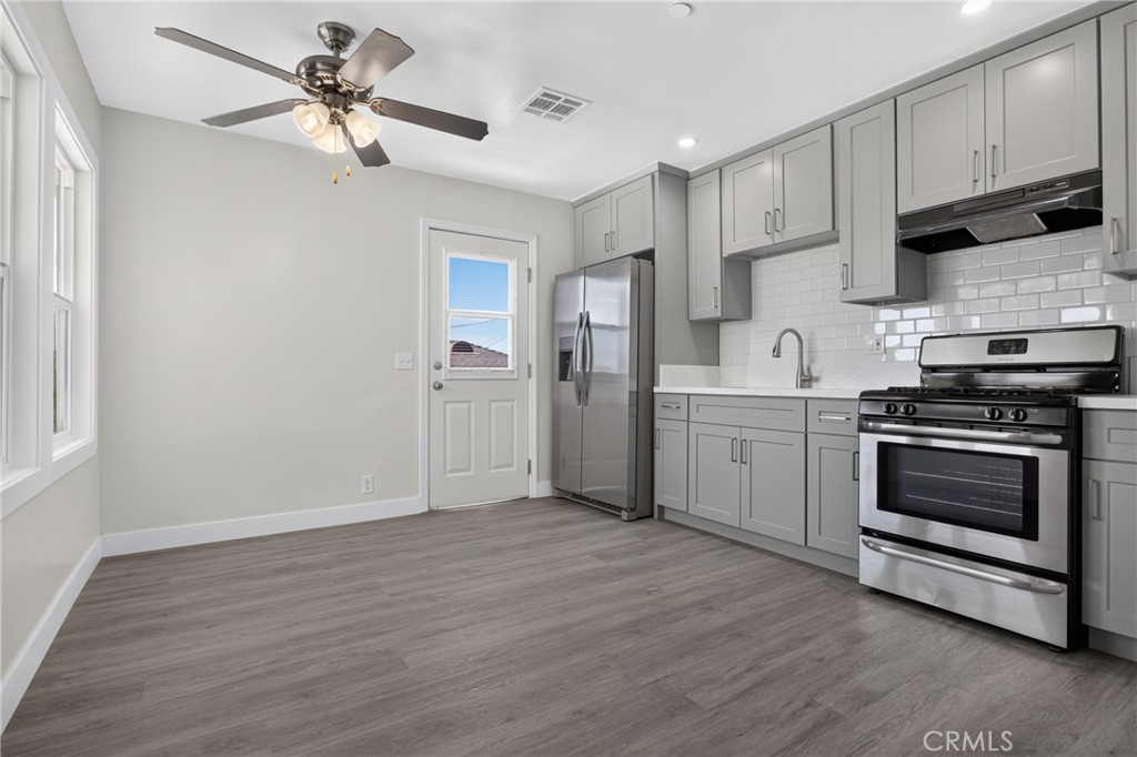 13247 Raven Street Property Photo 4
