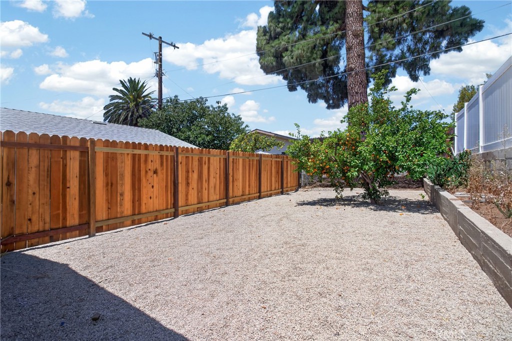 13247 Raven Street Property Photo 11
