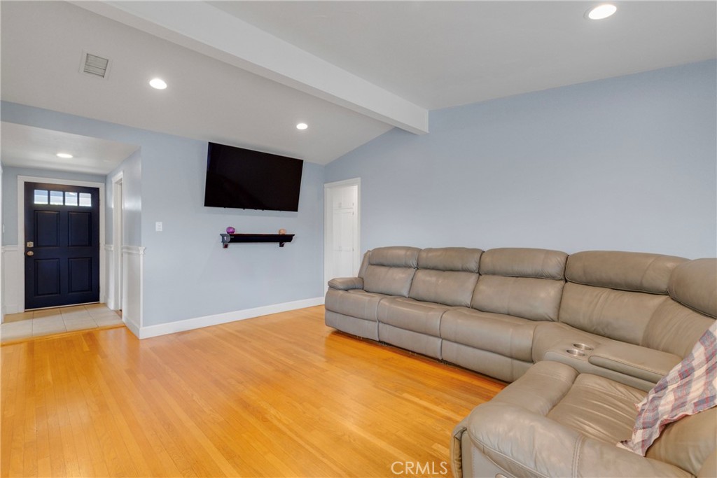 21514 Anza Avenue Property Photo 10