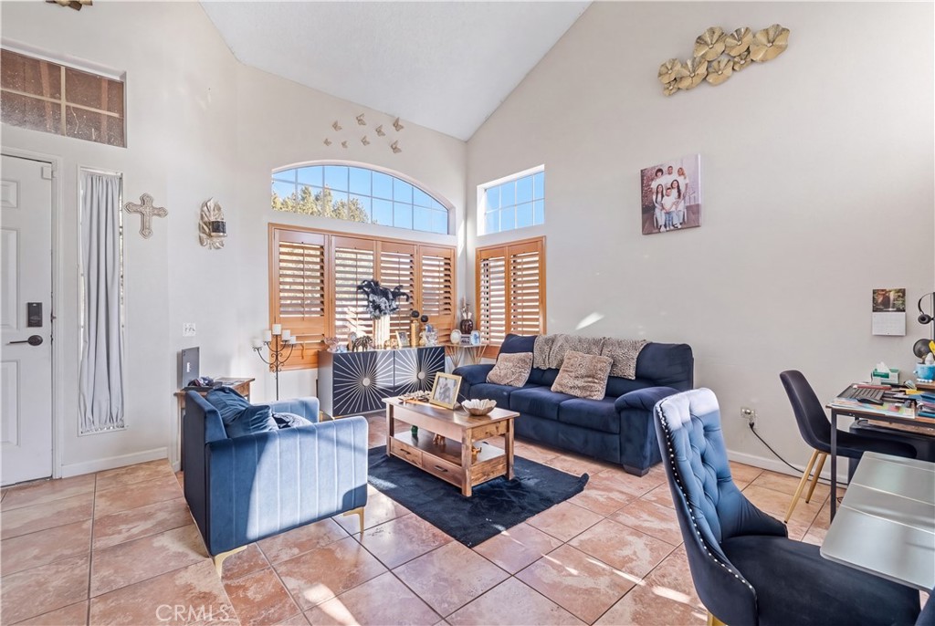 37909 Smoke Tree Property Photo 6