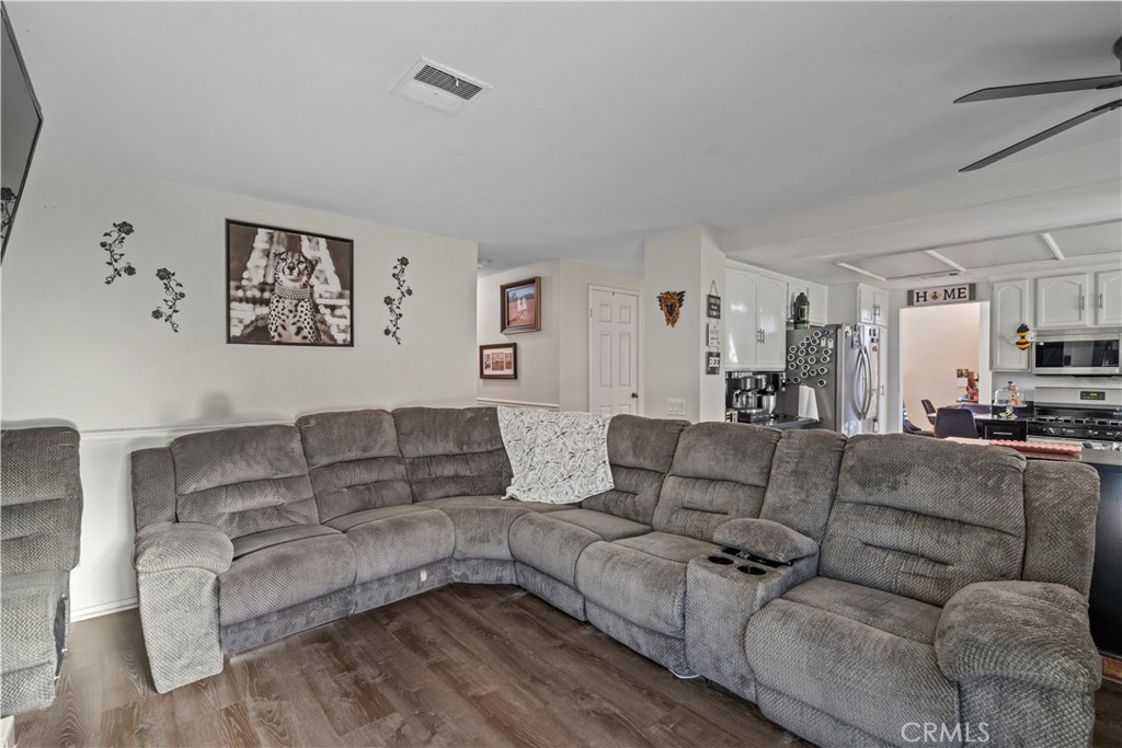 37909 Smoke Tree Property Photo 12