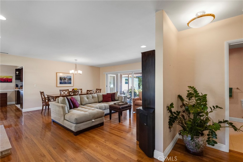 10070 Barling Street Property Photo 7