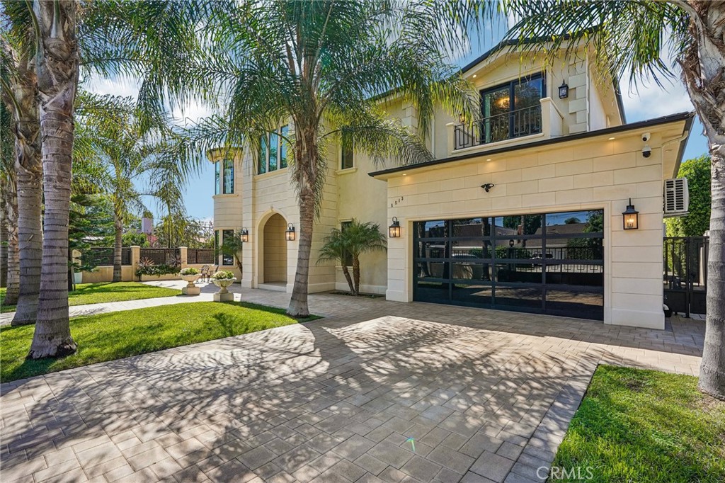 5513 Murietta Avenue Property Photo 4