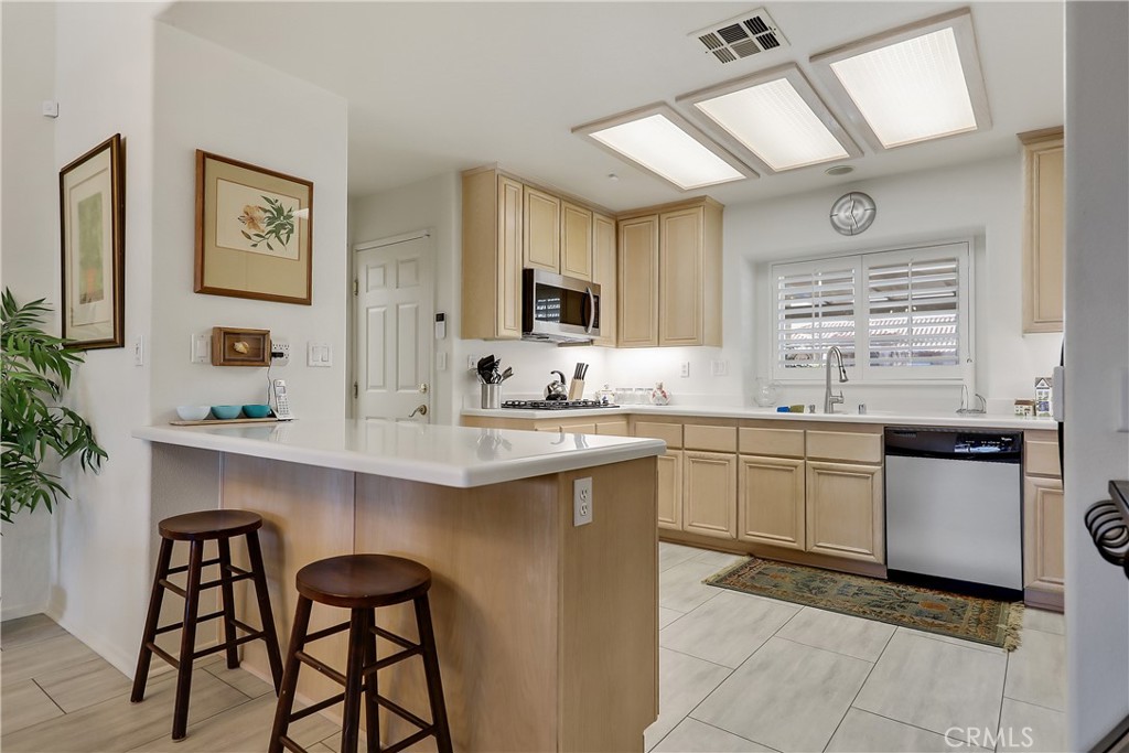 43760 Milan Court Property Photo 11