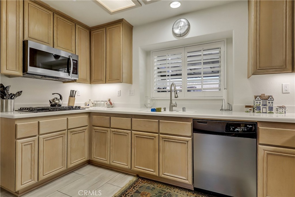 43760 Milan Court Property Photo 12