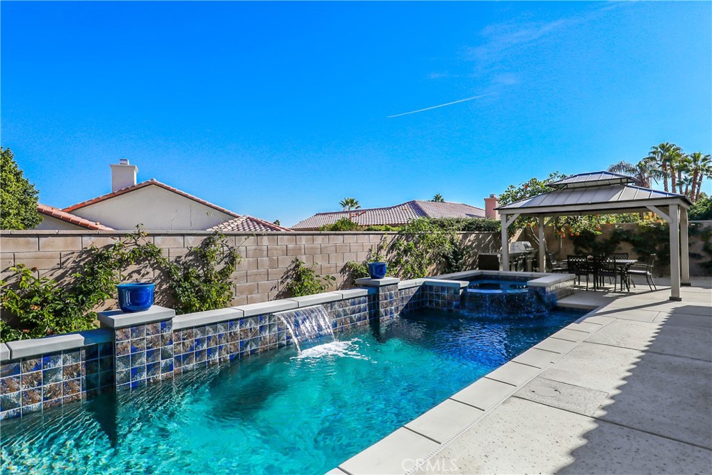 43760 Milan Court Property Photo 32