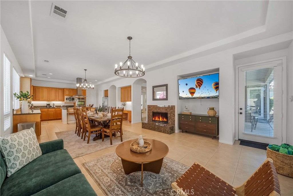 52345 Shining Star Property Photo 5