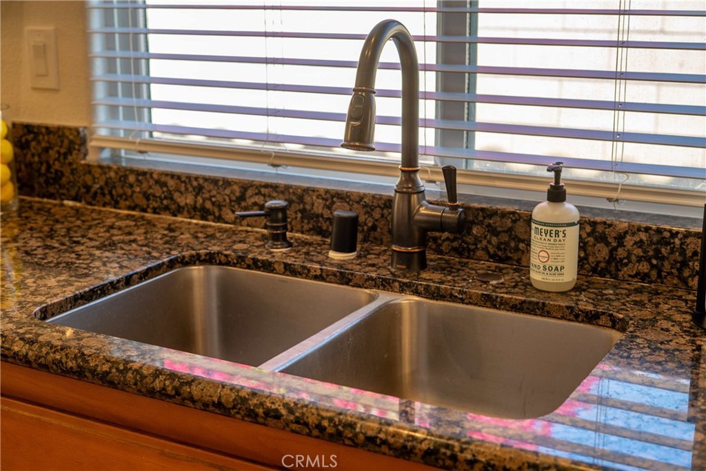 52345 Shining Star Property Photo 13