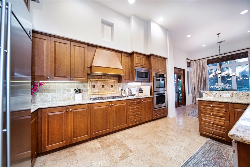 56705 Village Drive Property Photo 8