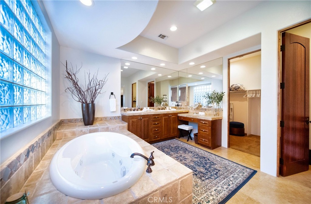 56705 Village Drive Property Photo 19