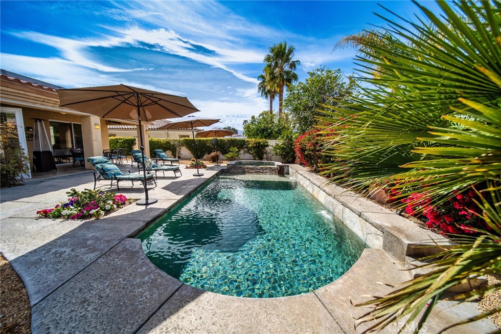 40879 Sandpiper Court Property Photo 2
