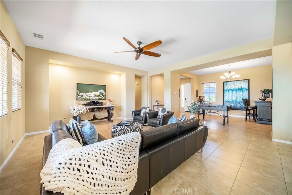 40834 Adriatico Property Photo 5