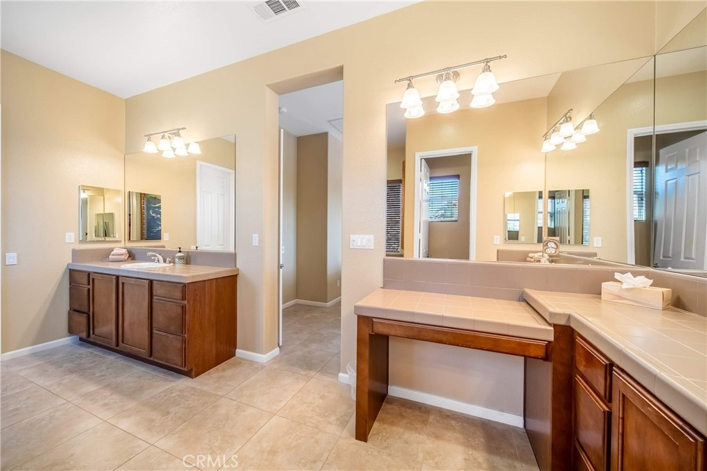 40834 Adriatico Property Photo 29