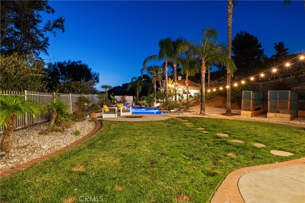 22239 Rolling Ridge Drive Property Photo 6