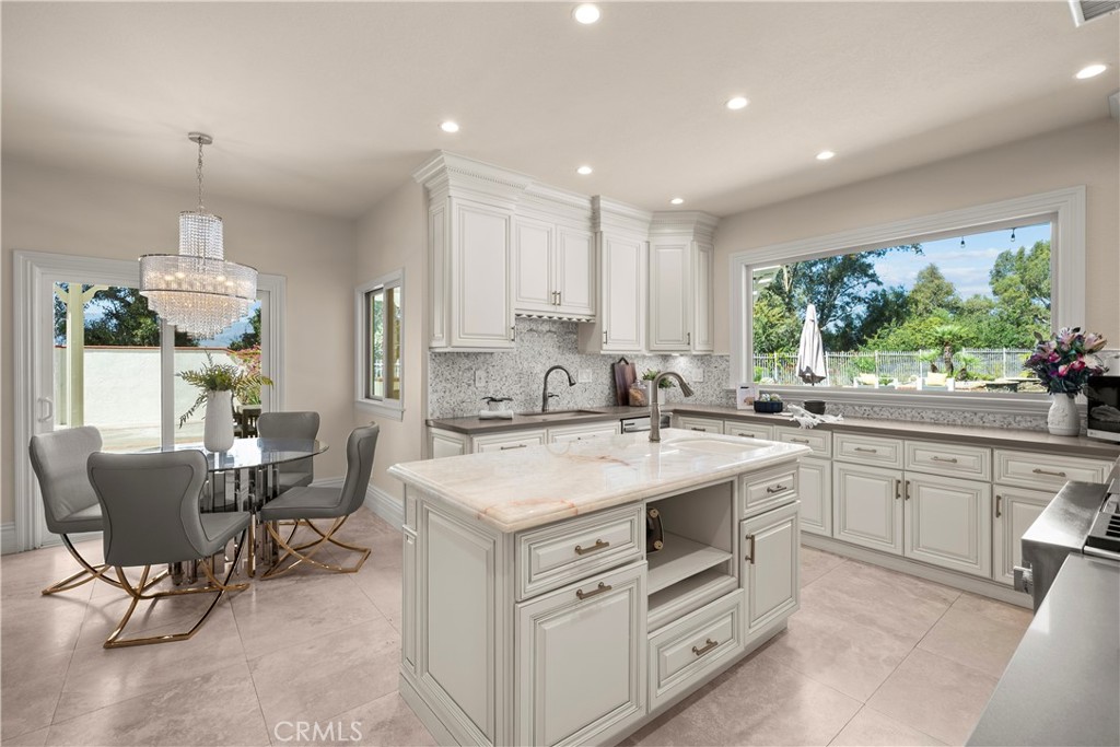 22239 Rolling Ridge Drive Property Photo 31