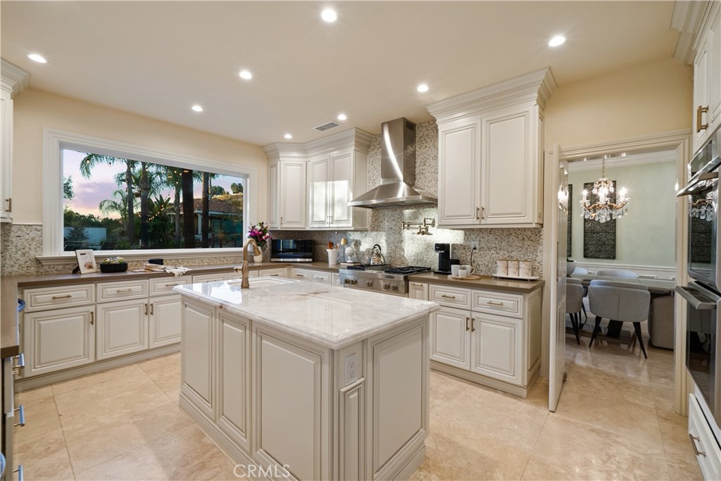 22239 Rolling Ridge Drive Property Photo 32