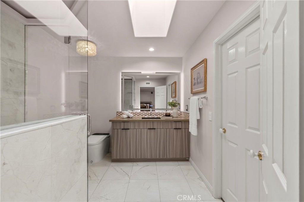 22239 Rolling Ridge Drive Property Photo 52