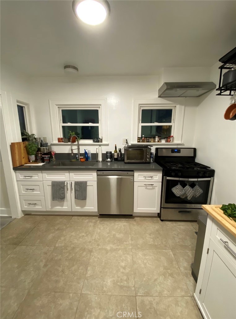 1247 S. Tremaine Avenue Property Photo 12