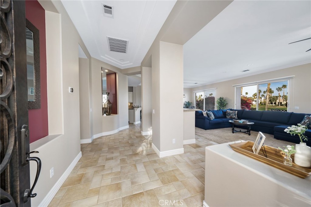 54994 Tanglewood Property Photo 7