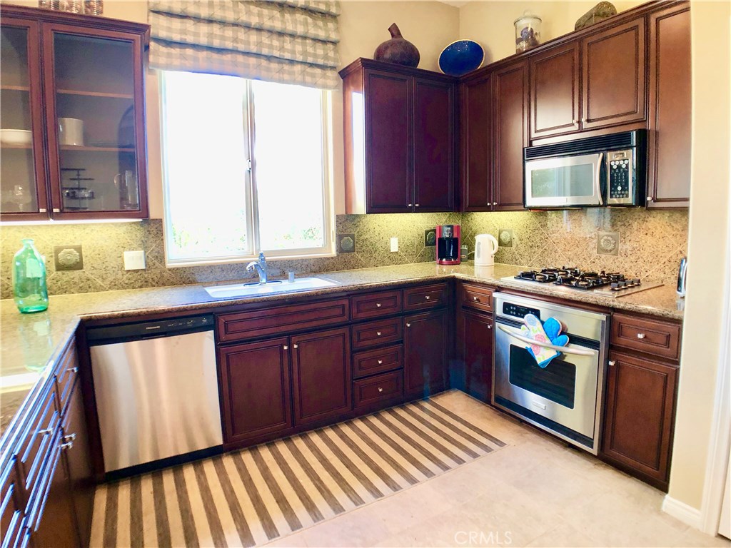 80937 Via Puerta Azul Property Photo 10