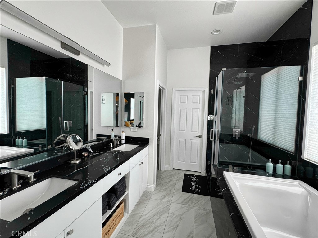 43244 Freesia Place Property Photo 5