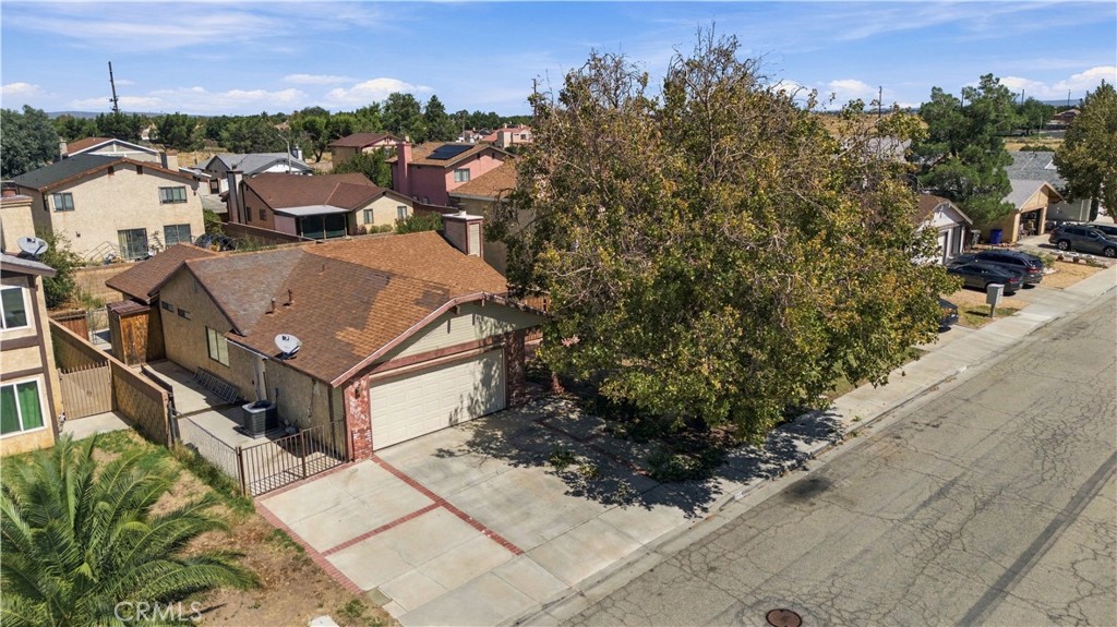 2533 Topaz Property Photo 2