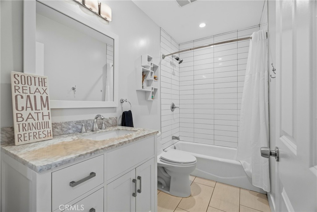 445 W Harvard Property Photo 17