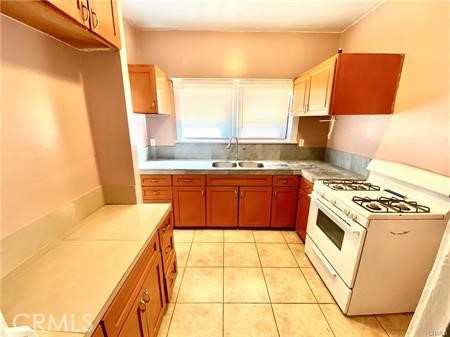 6743 Tujunga Avenue Property Photo 2