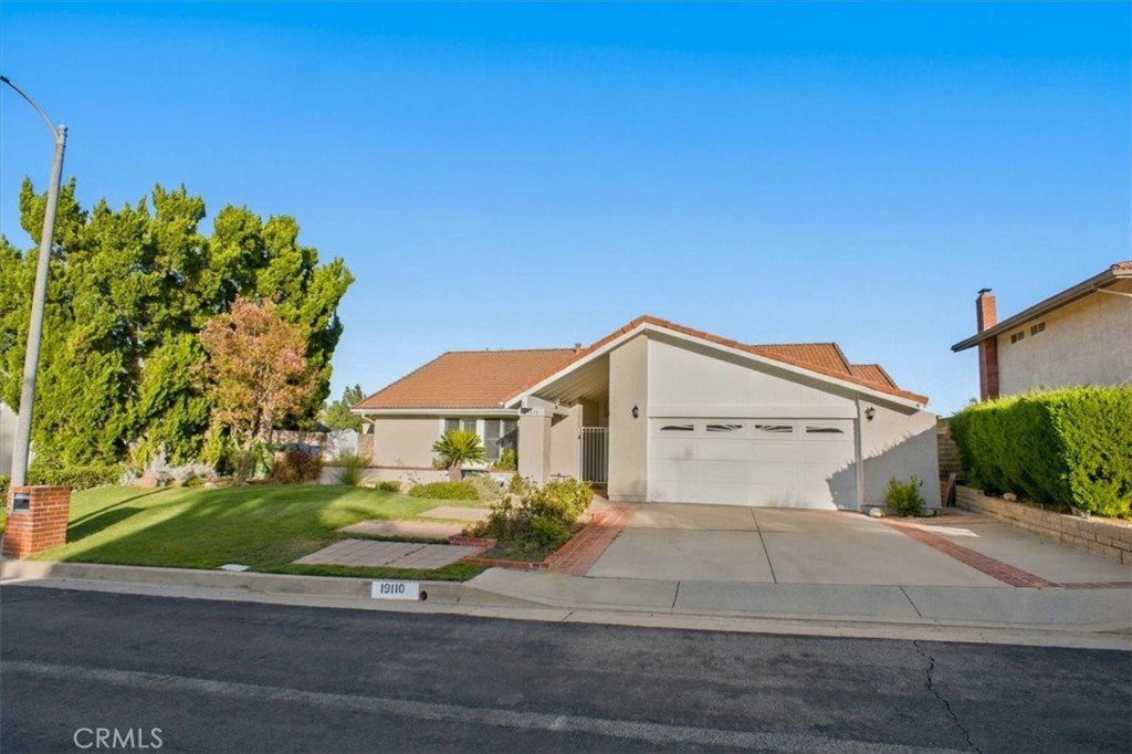 19110 Pala Mesa Place Property Photo 3