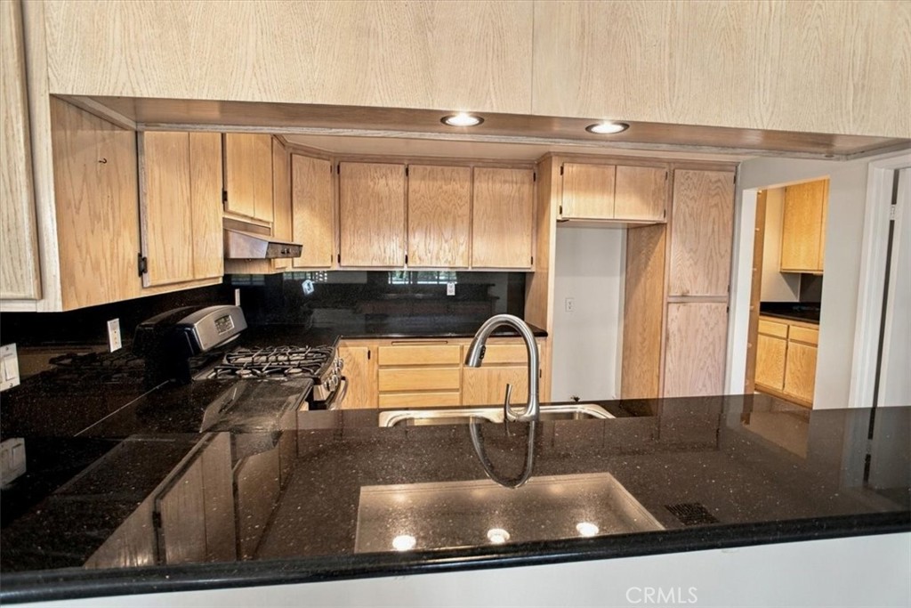 19110 Pala Mesa Place Property Photo 8