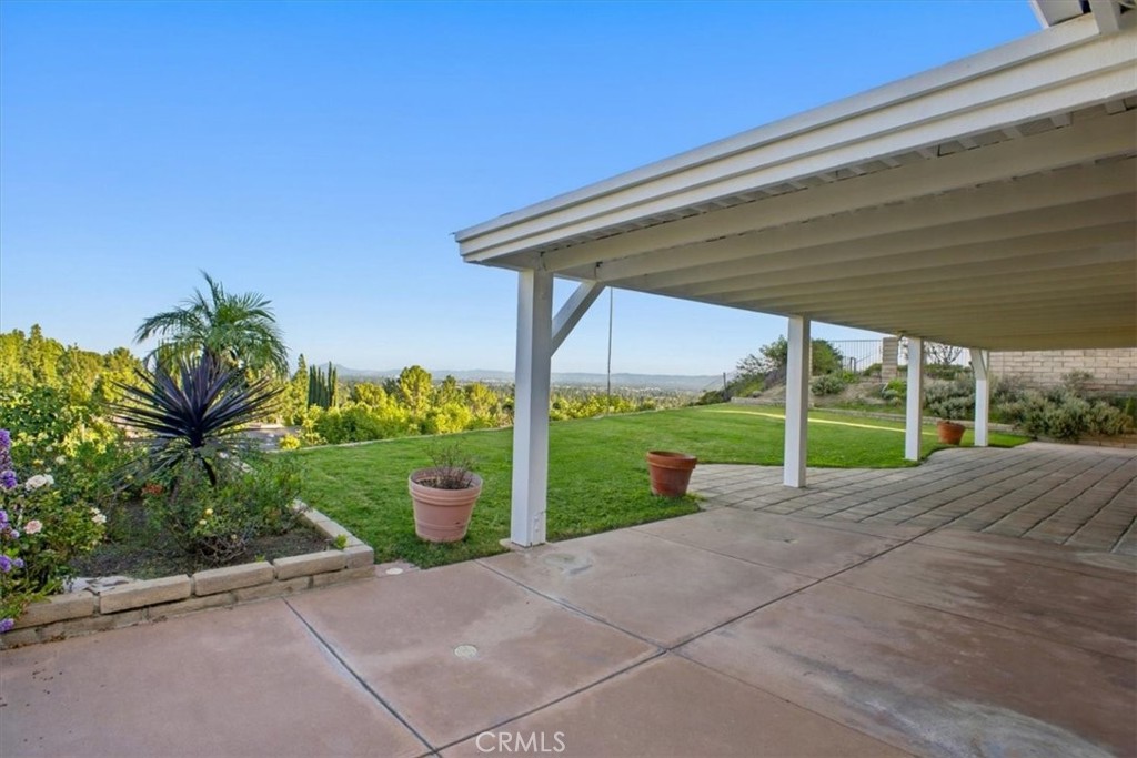 19110 Pala Mesa Place Property Photo 24