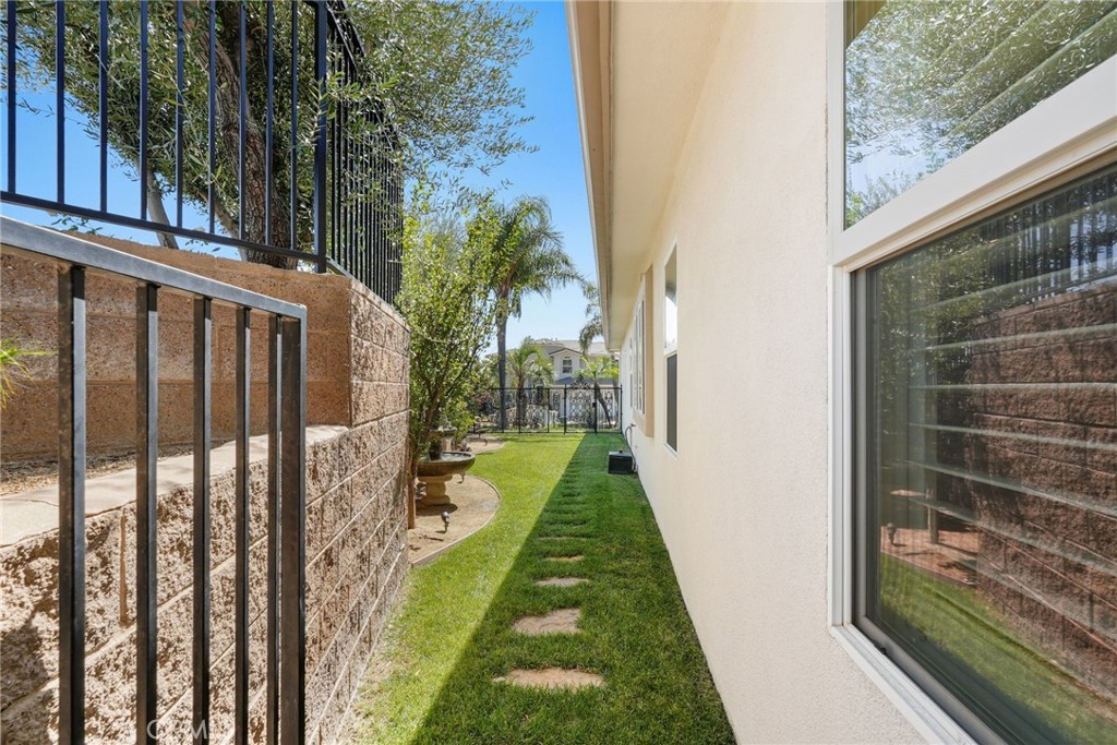 20371 Via Botticelli Property Photo 56