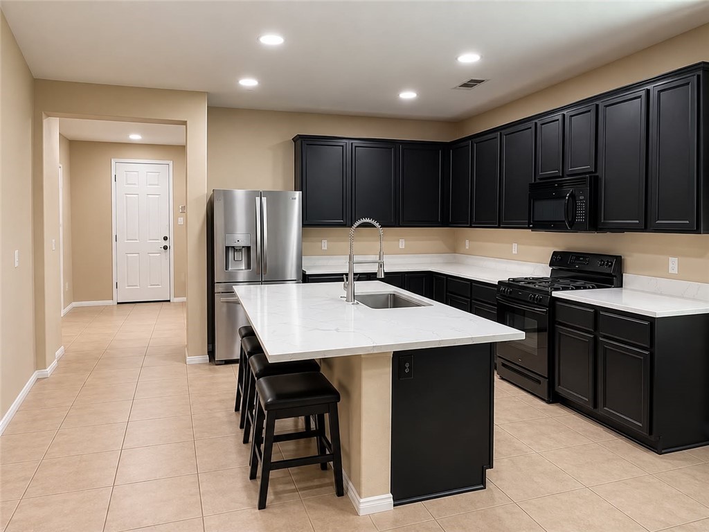 2421 Driftwood Property Photo 4