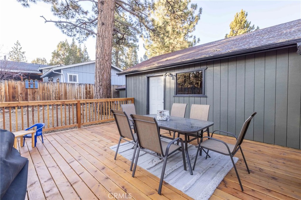 333 Downey Drive Property Photo 18