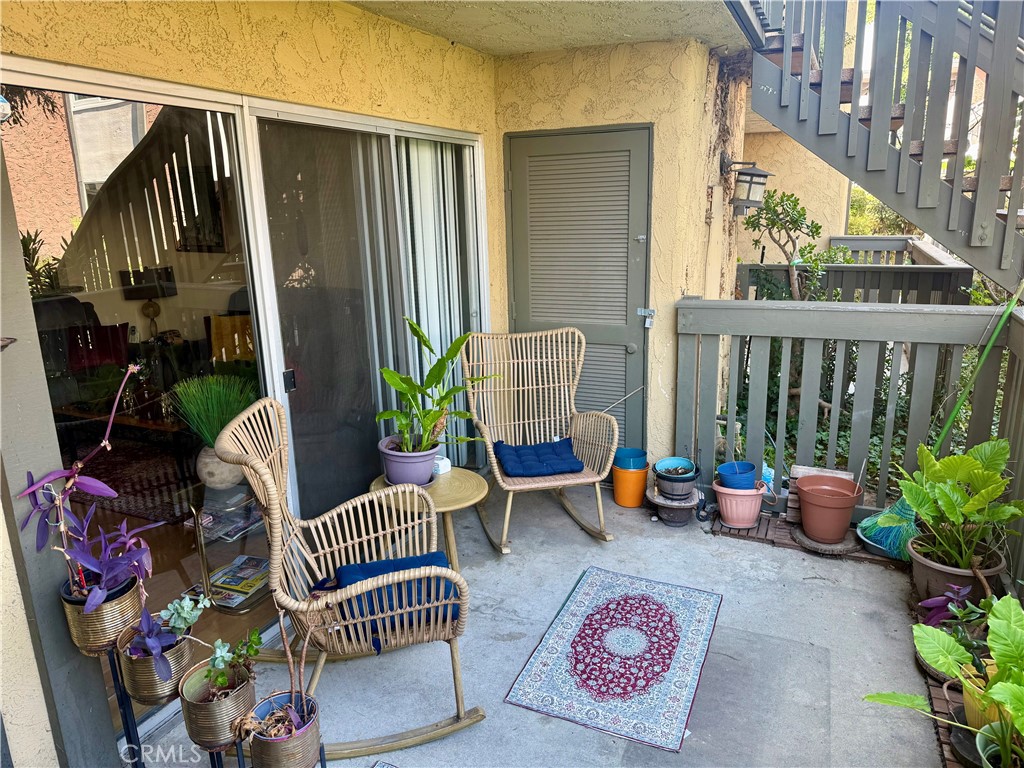 23304 Marigold Avenue 103 Property Photo 2