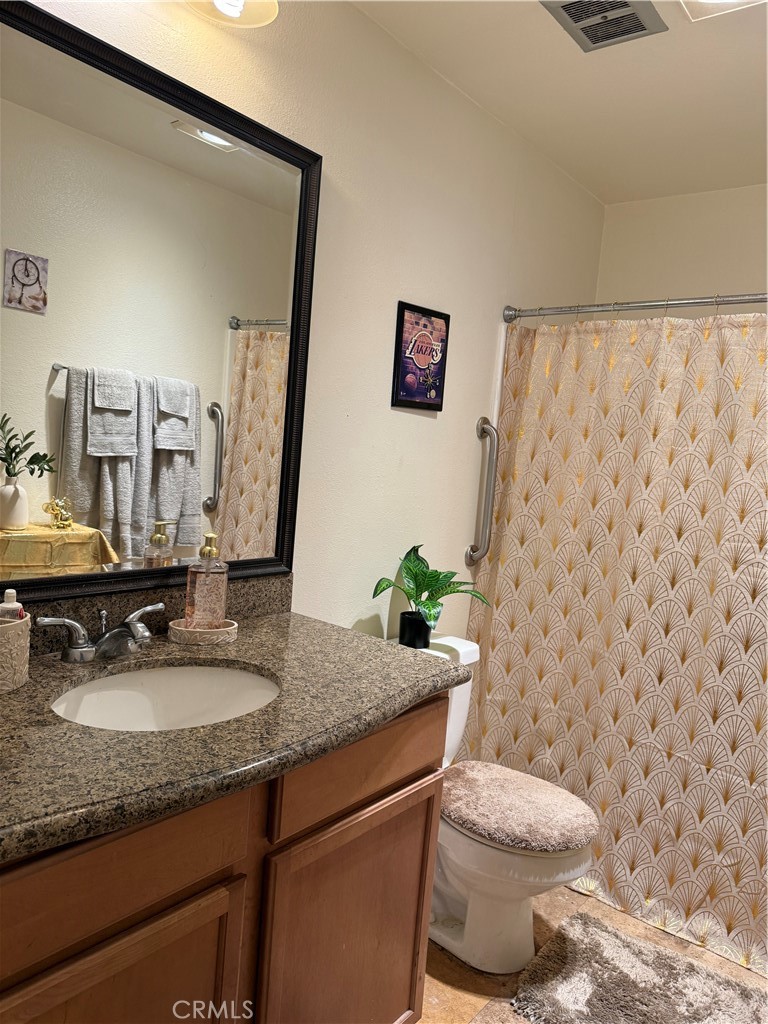 23304 Marigold Avenue 103 Property Photo 13